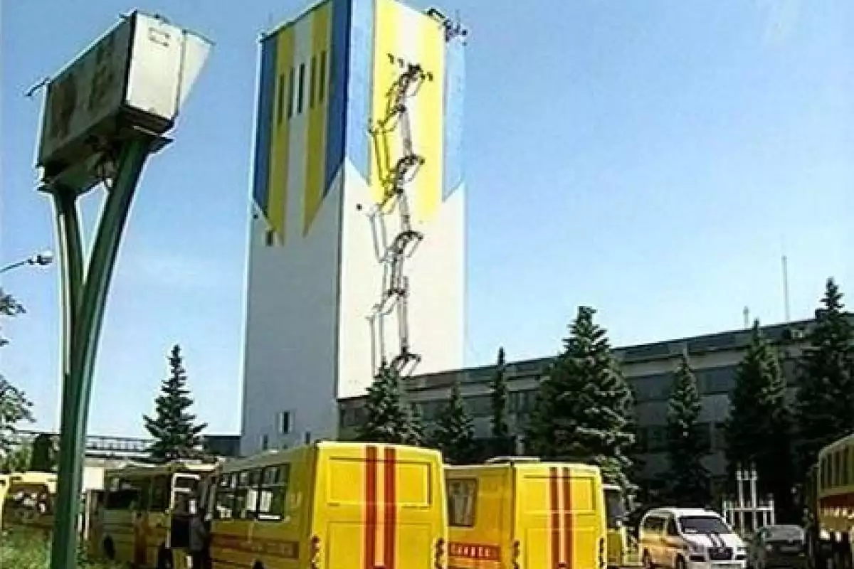 В результате выброса газа на шахте им. Скочинского погибли 7 шахтеров В результате выброса газа на шахте им. Скочинского погибли 7 шахтеров