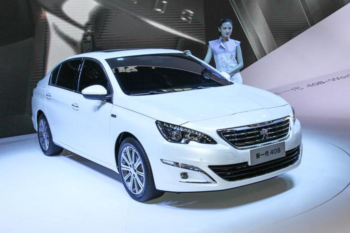 Новый Peugeot 408: он стал еще длиннее Новый Peugeot 408: он стал еще длиннее
