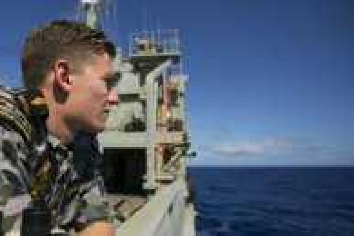 В четверг ракетный крейсер ВМС США войдет в Черное море В четверг ракетный крейсер ВМС США войдет в Черное море