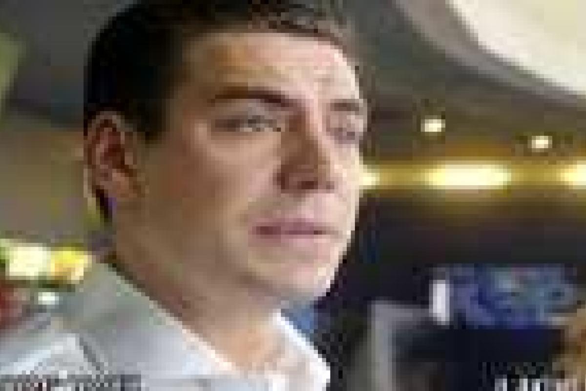 Дюжев: "Прошу прощения у Украины за то, что сейчас творит наша власть" Дюжев: "Прошу прощения у Украины за то, что сейчас творит наша власть"