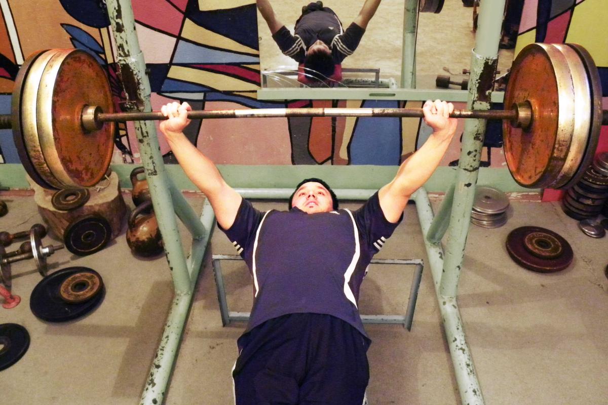 Аспирант ЛНУ стал чемпион области по пауэрлифтингу