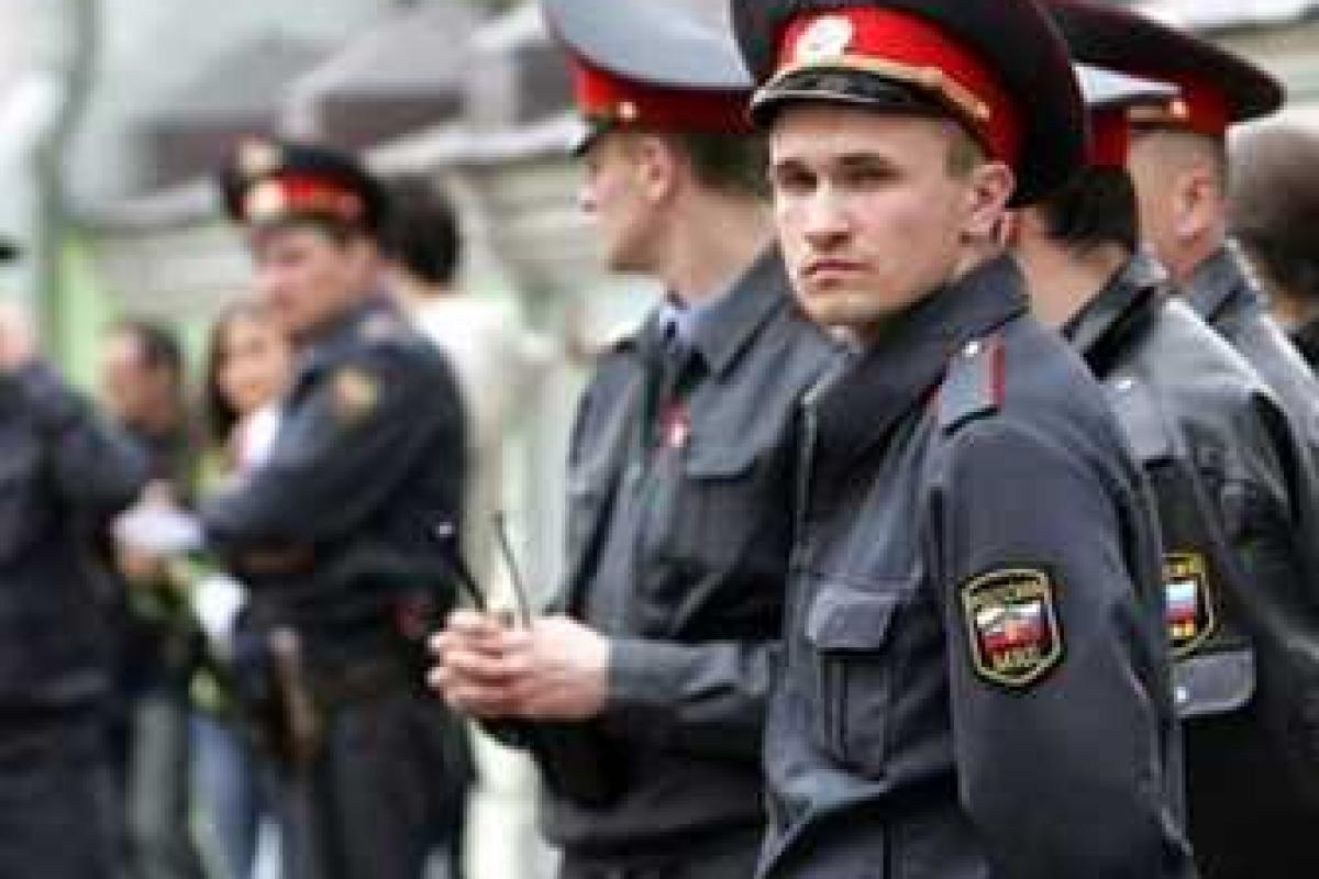Россия не верит крымской милиции и меняет местных правоохранителей на российских