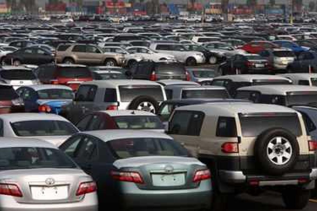 Обвал авторынка в Украине побил 14-летний рекорд Обвал авторынка в Украине побил 14-летний рекорд
