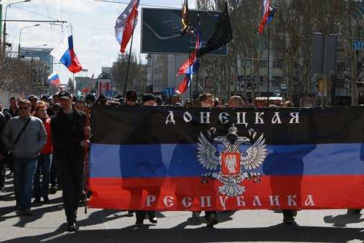 Кремль решил повременить с присоединением "Донецкой республики" к России Кремль решил повременить с присоединением "Донецкой республики" к России