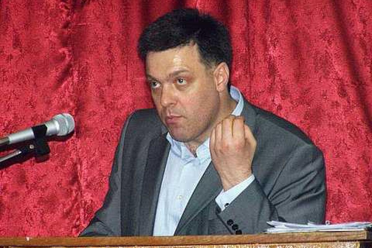 Парламент должен сформировать новую доктрину внешней политики и обороноспособности Украины Парламент должен сформировать новую доктрину внешней политики и обороноспособности Украины