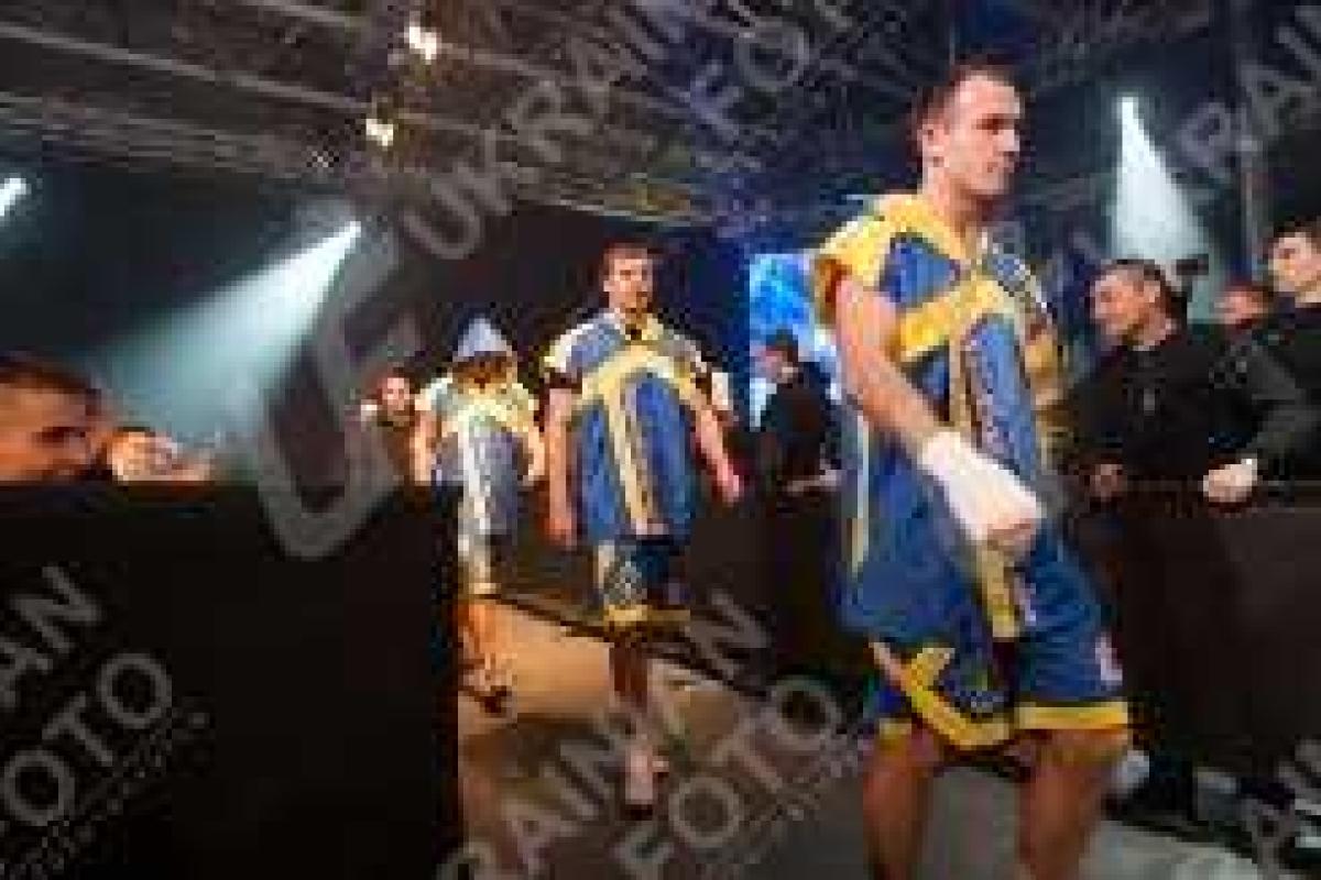 "Гвозди бы делать из этих людей, Крепче б не было в мире гвоздей". Дебют Гвоздика в профи "Гвозди бы делать из этих людей, Крепче б не было в мире гвоздей". Дебют Гвоздика в профи