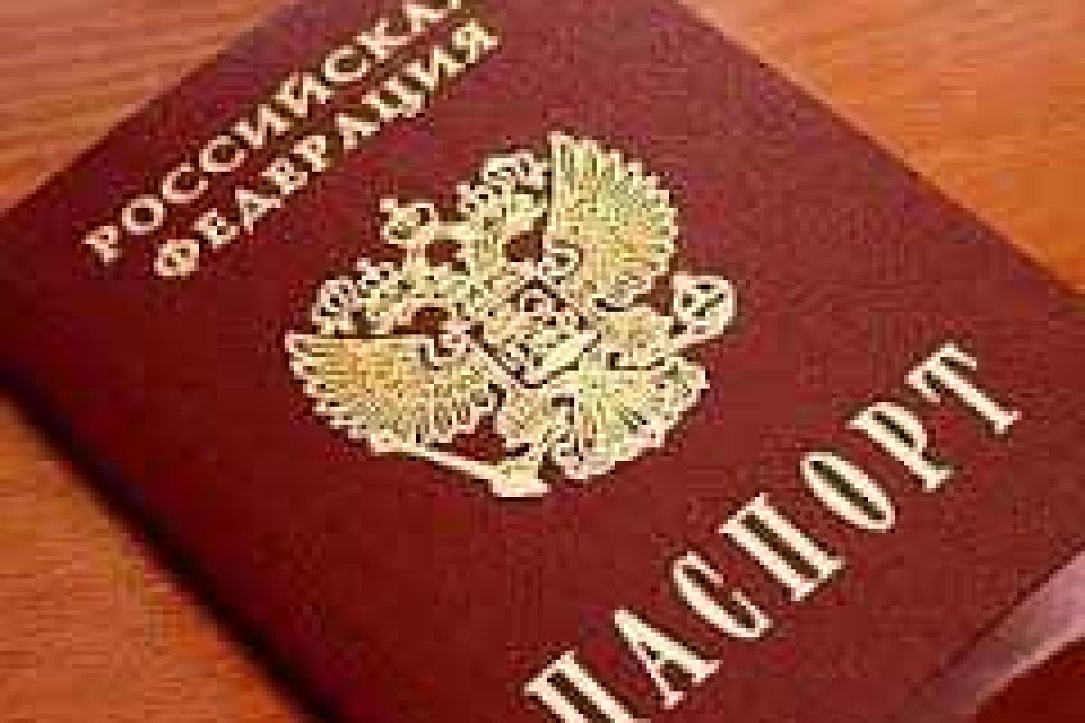 Харьковский журналист, задержанный при штурме ХОГА, попросил у Путина гражданство России Харьковский журналист, задержанный при штурме ХОГА, попросил у Путина гражданство России