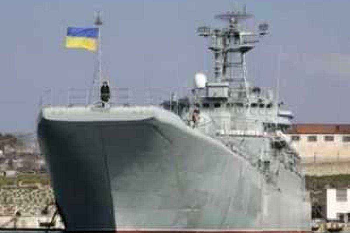 Корабли под флагами Украины вышли из бухты Донузлав в направлении Одессы Корабли под флагами Украины вышли из бухты Донузлав в направлении Одессы