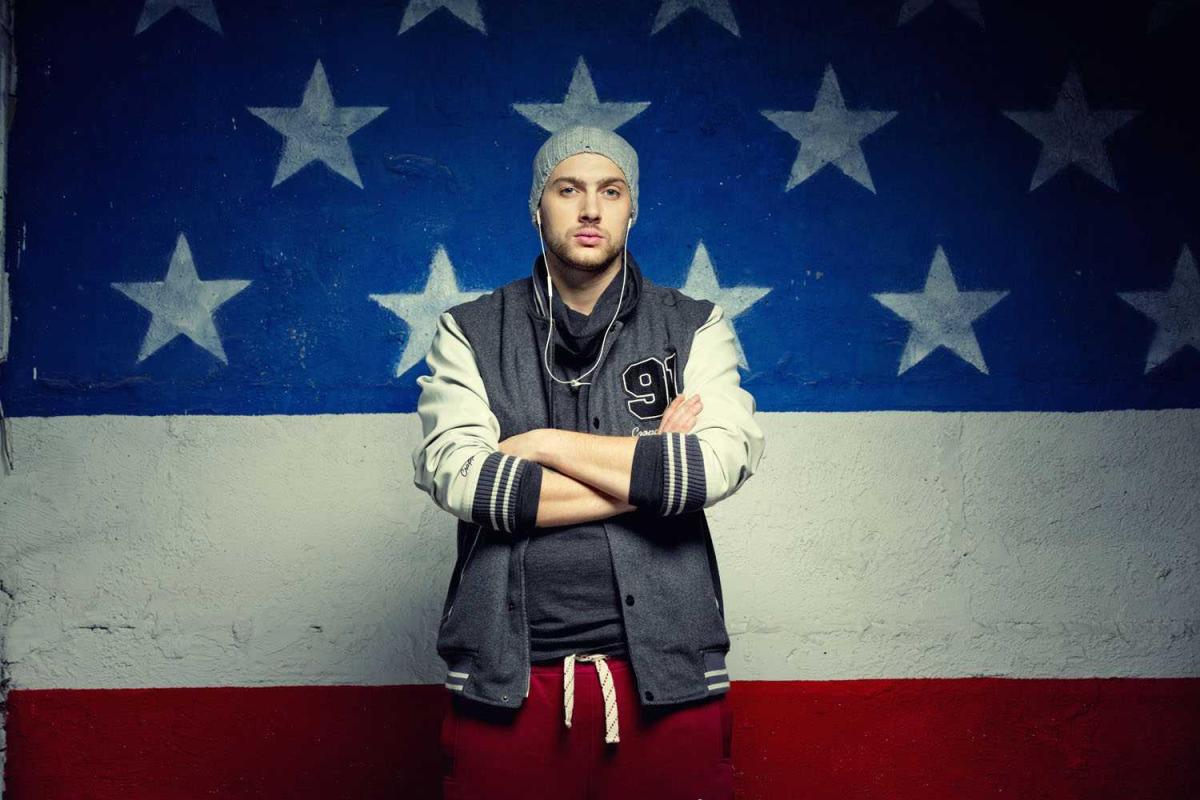 Олег Кензов презентует лирическую современную балладу «Эй, Dj»! Олег Кензов презентует лирическую современную балладу «Эй, Dj»!