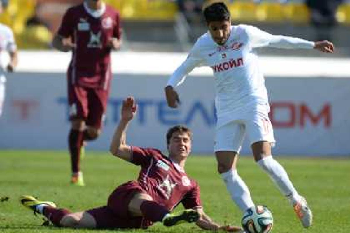 Девич сравнивает, "Рубин" выигрывает. "Рубин" - "Спартак" 2:1 Девич сравнивает, "Рубин" выигрывает. "Рубин" - "Спартак" 2:1