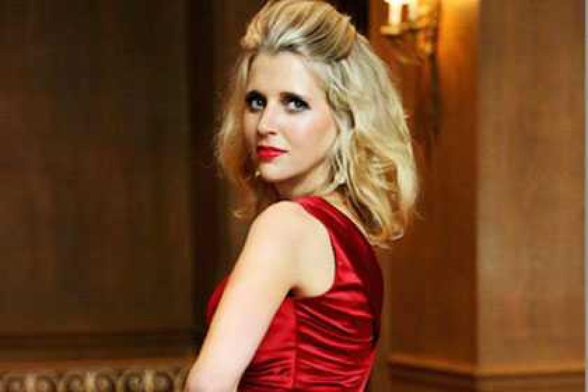 Студентка выставила свою девственность на аукцион Студентка выставила свою девственность на аукцион