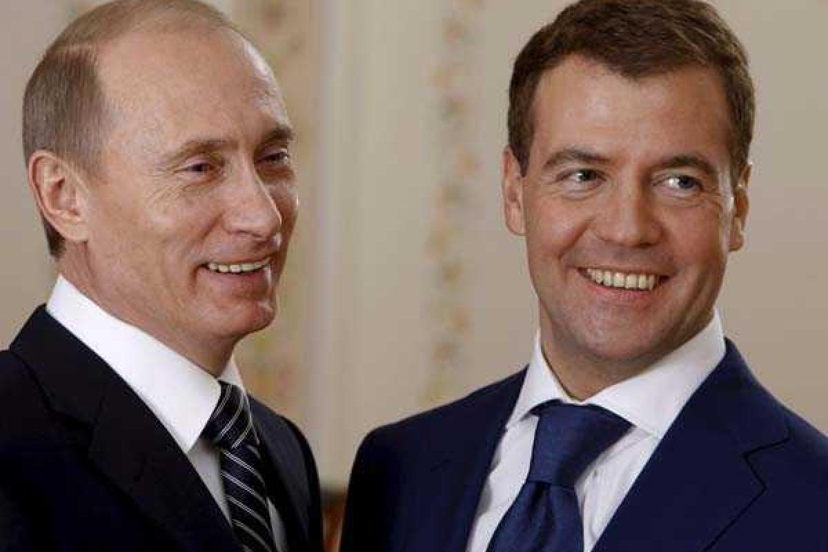 Путин повысил себе зарплату почти в три раза Путин повысил себе зарплату почти в три раза
