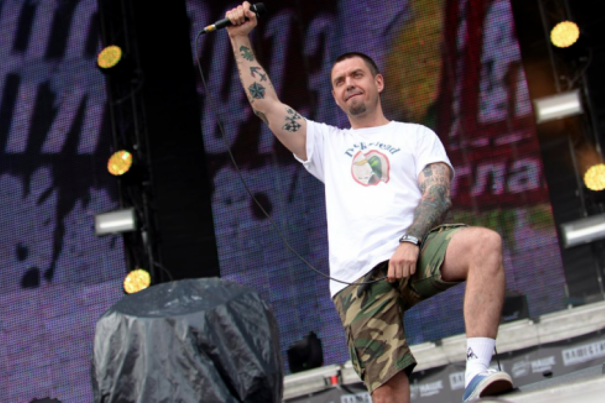 Лидера группы "Ляпис Трубецкой" "сдали" в прокуратуру РФ за лозунг "Слава Украине!"