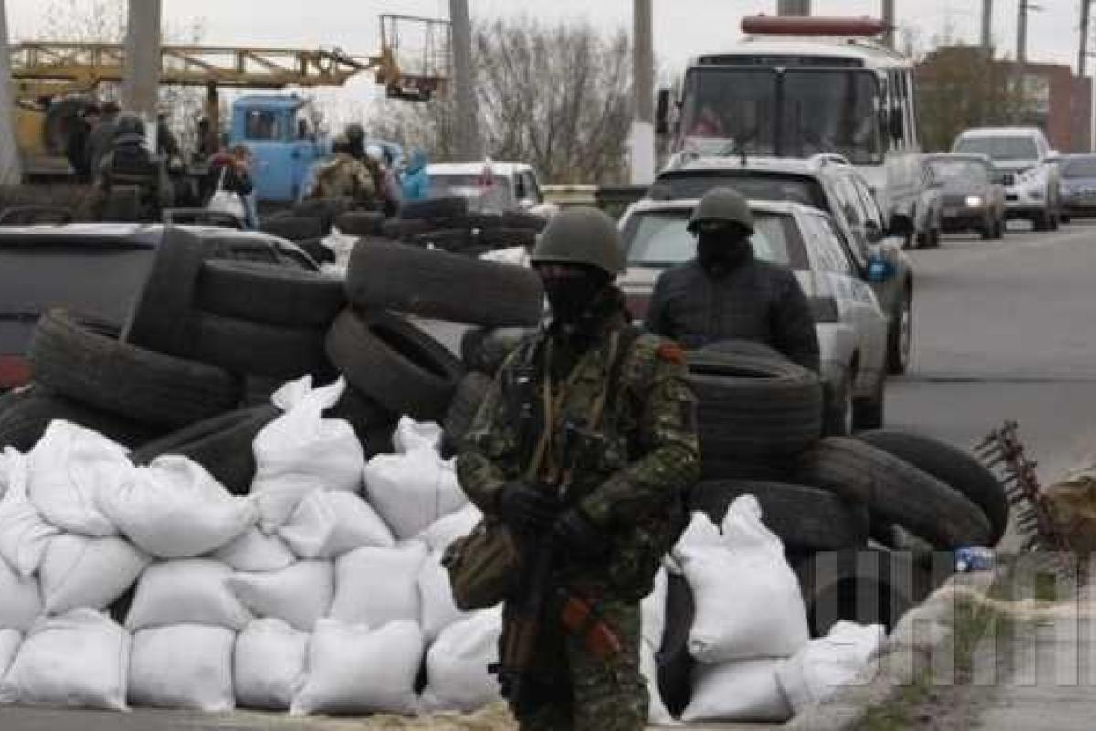 Силовики разблокировали 2 блокпоста в Донецкой области