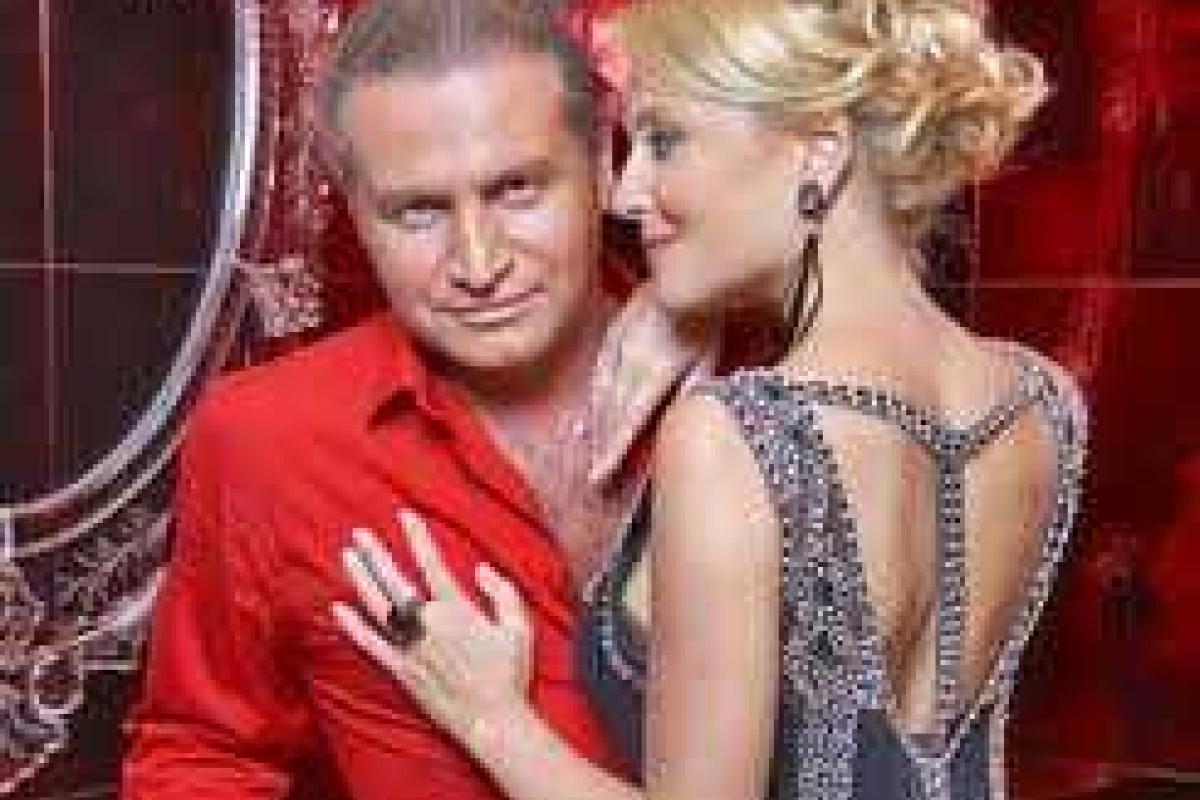 Варум отменила гастрольный тур из-за ДТП Варум отменила гастрольный тур из-за ДТП