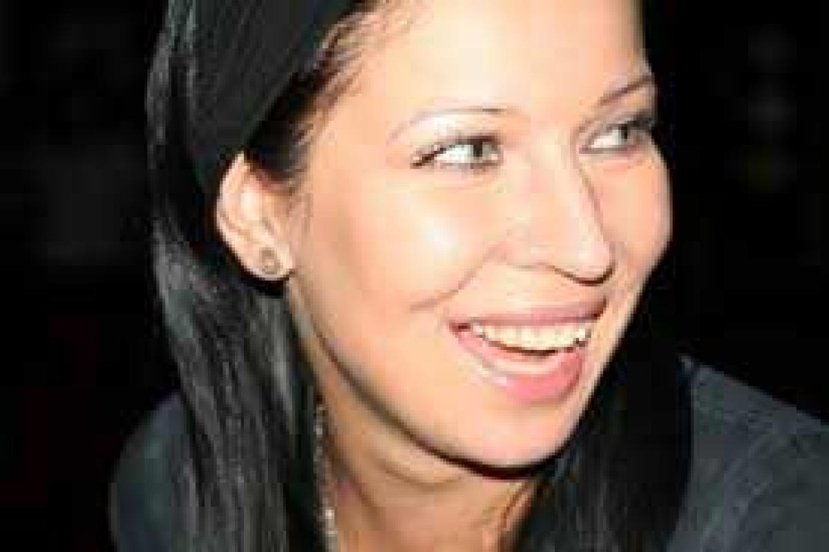 Ёлка «подогревает» слухи о своей беременности Ёлка «подогревает» слухи о своей беременности