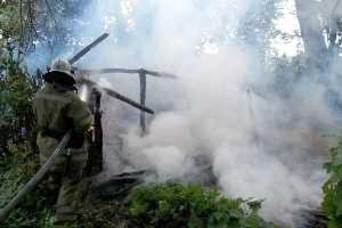 В Полтавской области ликвидировали 2 пожара, вызванные разрядами молнии В Полтавской области ликвидировали 2 пожара, вызванные разрядами молнии