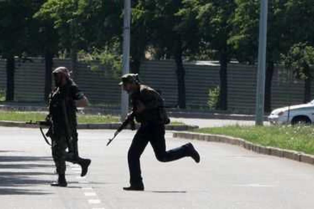 Боевики "ДНР" захватили АТБ и хотят оборудовать там "пункт питания" для бойцов 