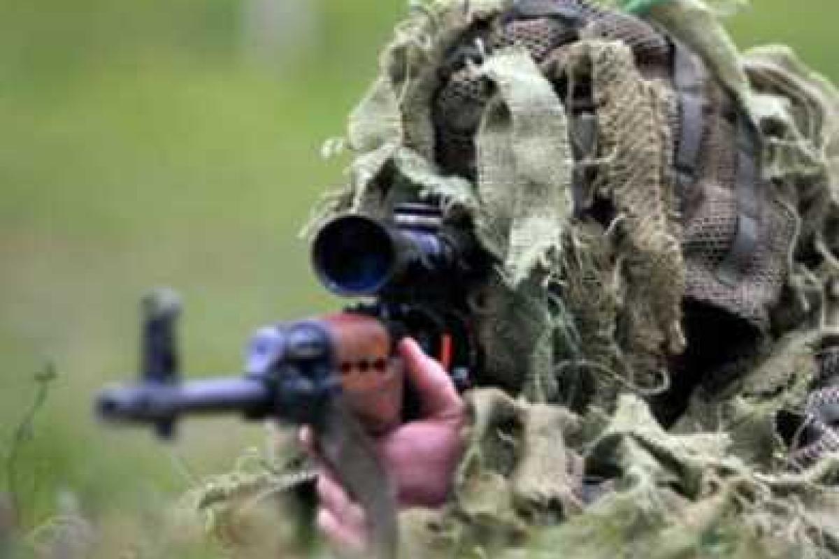 На харьковском вокзале задержали российского снайпера На харьковском вокзале задержали российского снайпера