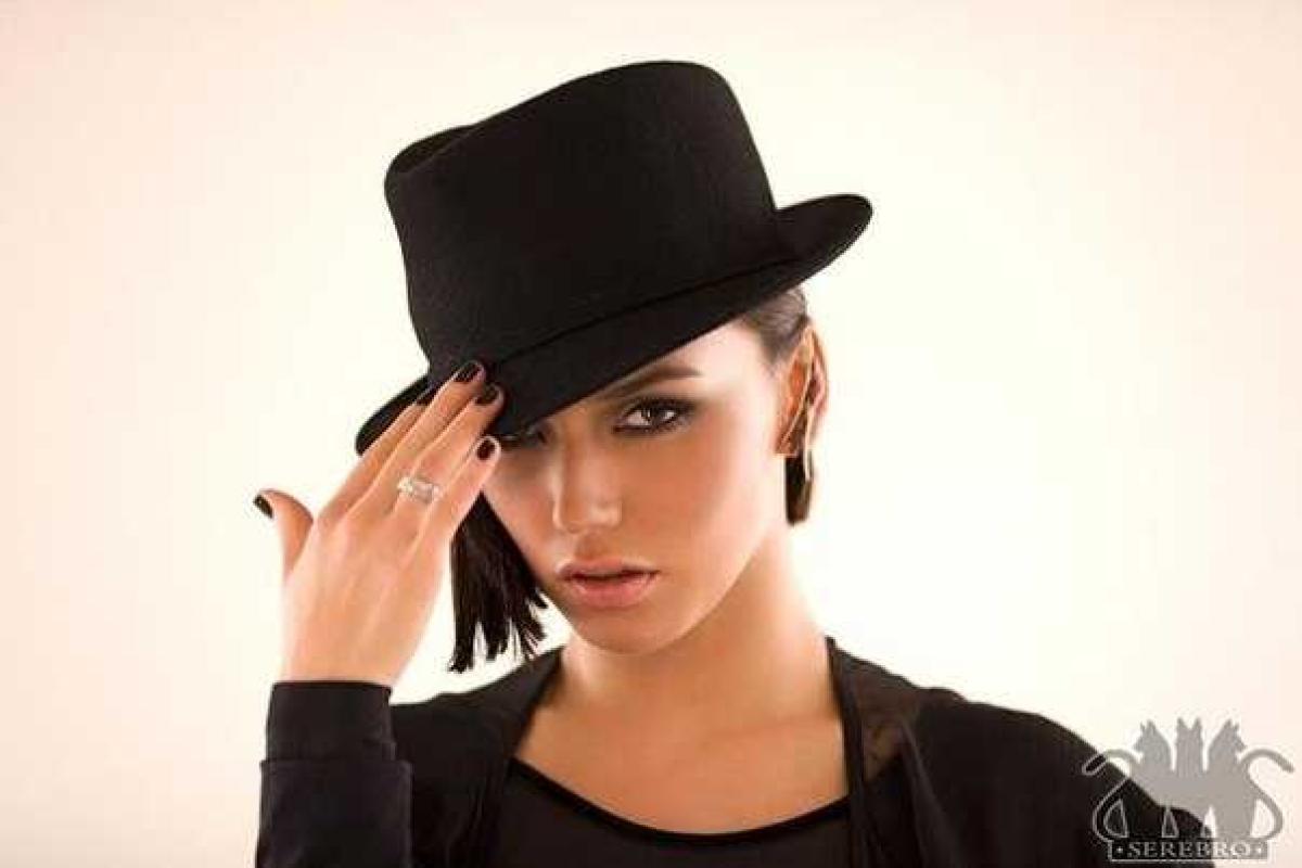 Уход Елены Темниковой из группы «Serebro» стал неожиданностью для ее коллег Уход Елены Темниковой из группы «Serebro» стал неожиданностью для ее коллег