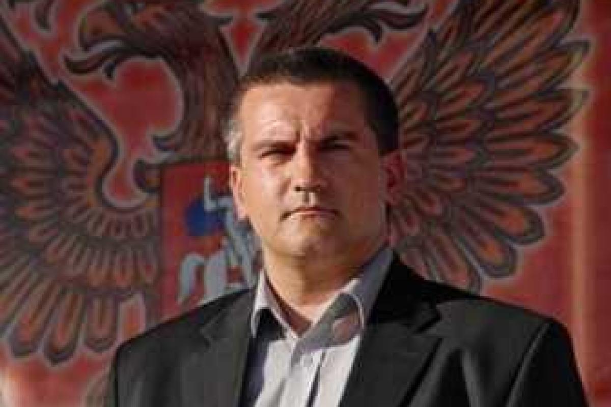 Аксенов пригрозил Фирташу, что заберет его крымские заводы Аксенов пригрозил Фирташу, что заберет его крымские заводы