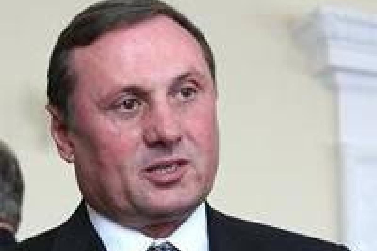 Журналисты в Раде "затроллили" Ефремова. "Регионалу" пришлось бежать Журналисты в Раде "затроллили" Ефремова. "Регионалу" пришлось бежать