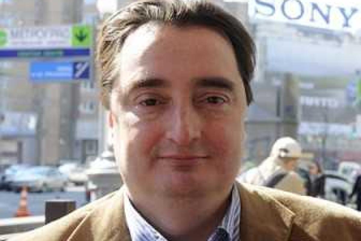 Налоговики арестовали счета газеты "Вести" их и главного редактора Налоговики арестовали счета газеты "Вести" их и главного редактора