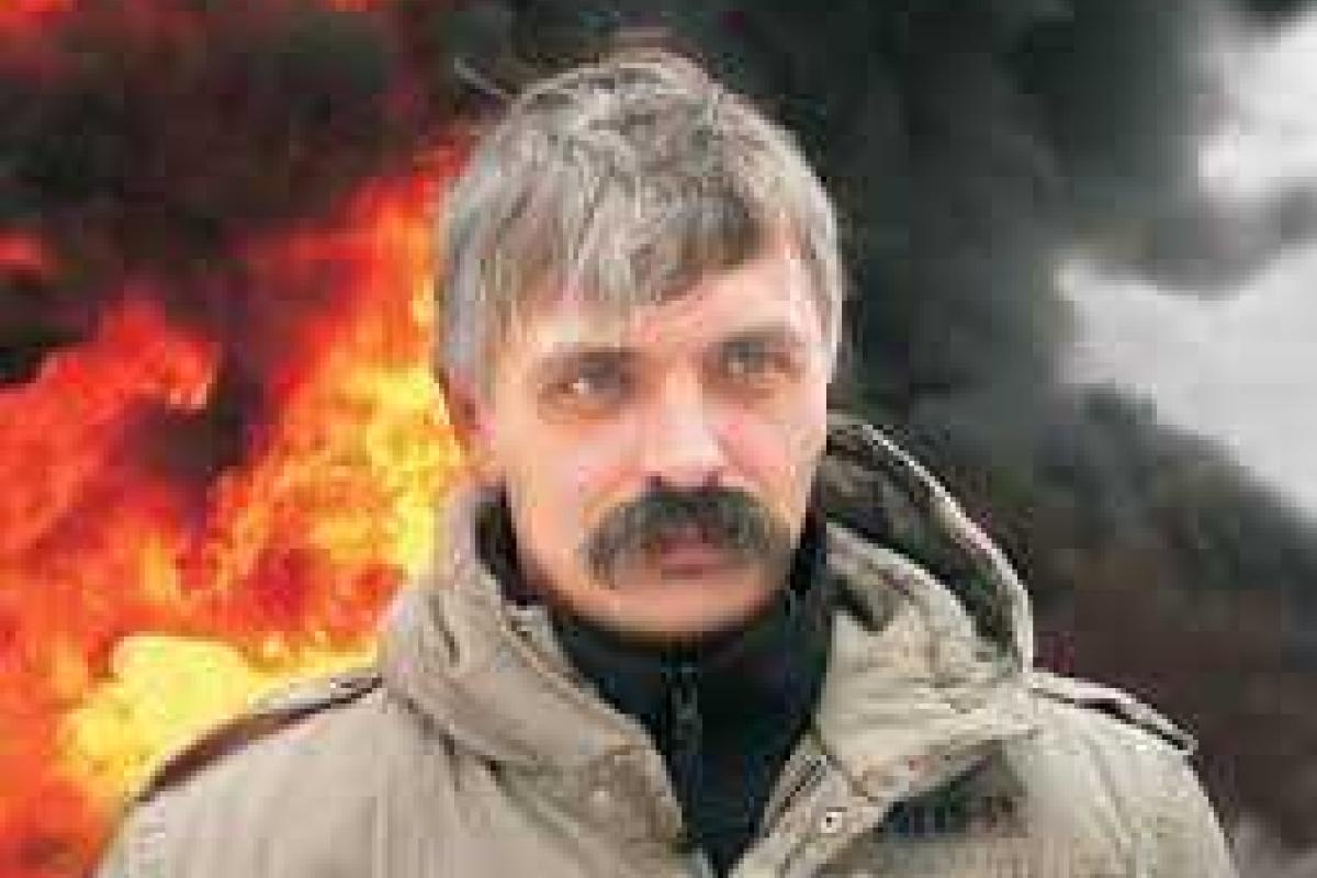 Украинская власть проигрывает на востоке, потому что готовится к "вчерашней войне" и унижает добровольцев Украинская власть проигрывает на востоке, потому что готовится к "вчерашней войне" и унижает добровольцев