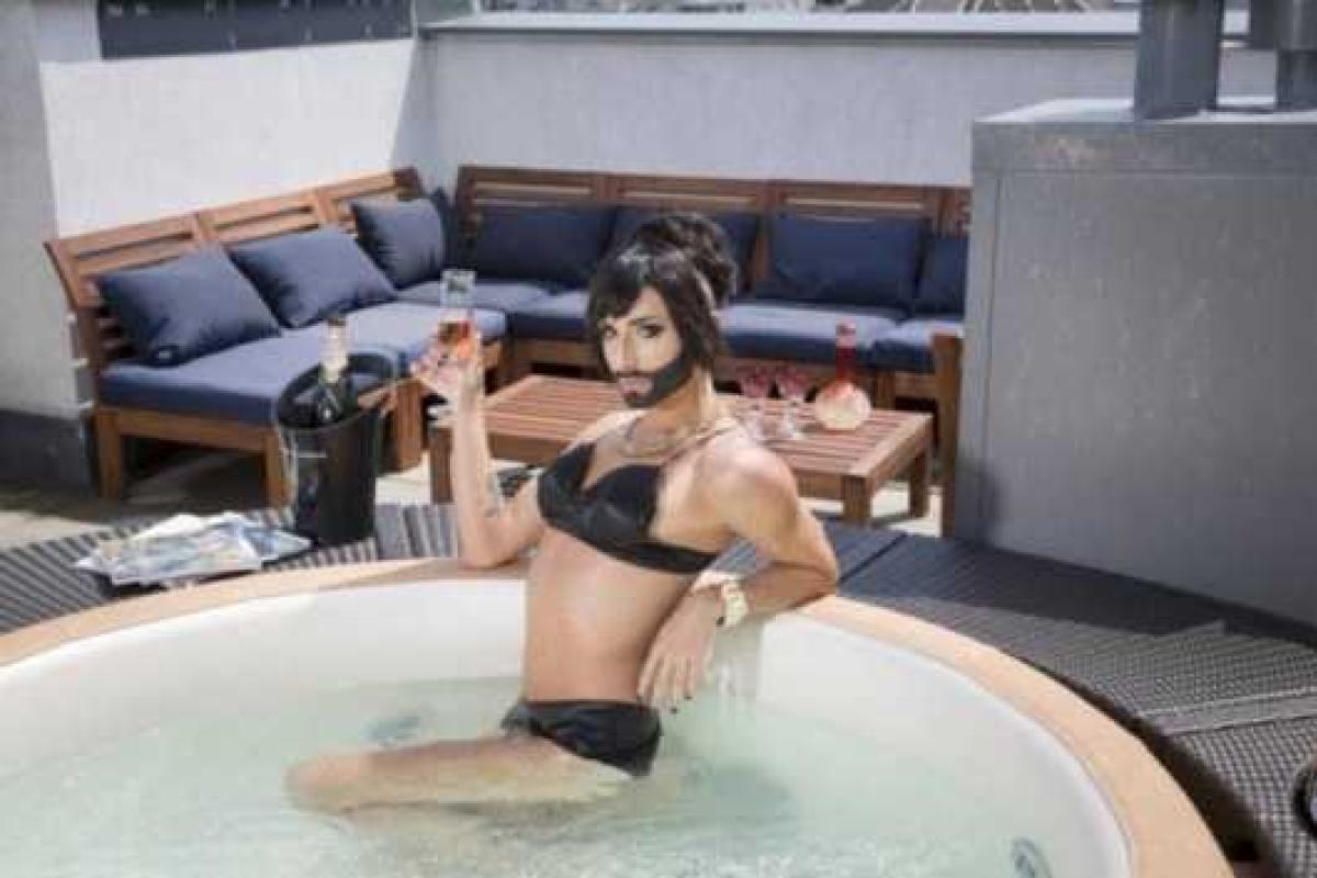 Кончита Вурст показала своего мужа Кончита Вурст показала своего мужа