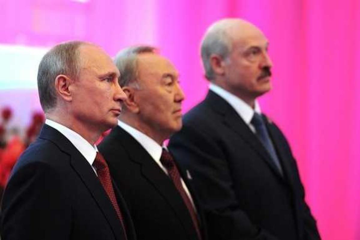 Россия, Беларусь и Казахстан подпишут договор о создании Евразийского союза Россия, Беларусь и Казахстан подпишут договор о создании Евразийского союза