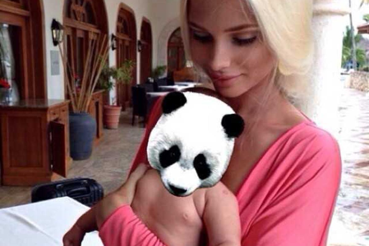 Тимати раскритиковали за фотографии дочери