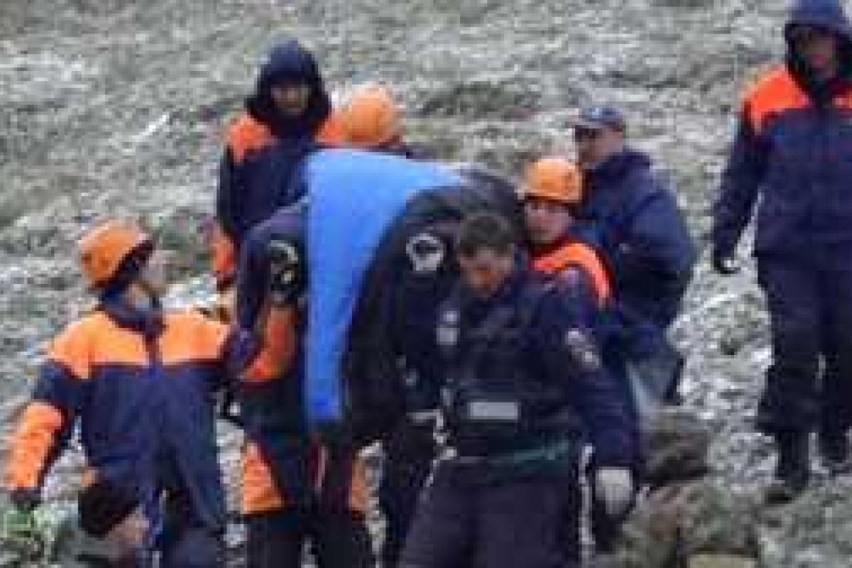 Спасатели обнаружили тела 12 жертв крушения Ми-8 в Мурманской области Спасатели обнаружили тела 12 жертв крушения Ми-8 в Мурманской области