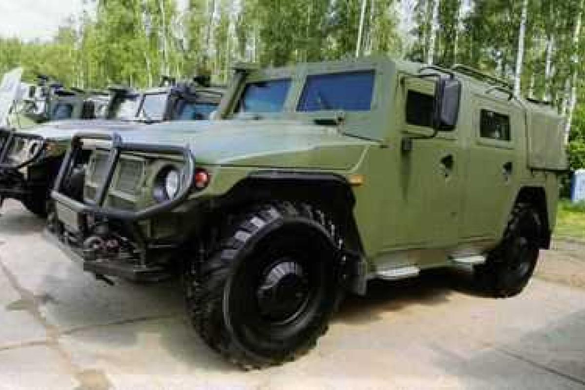 Будут у силовиков бронированные машины, а у харьковчан работа – Аваков 