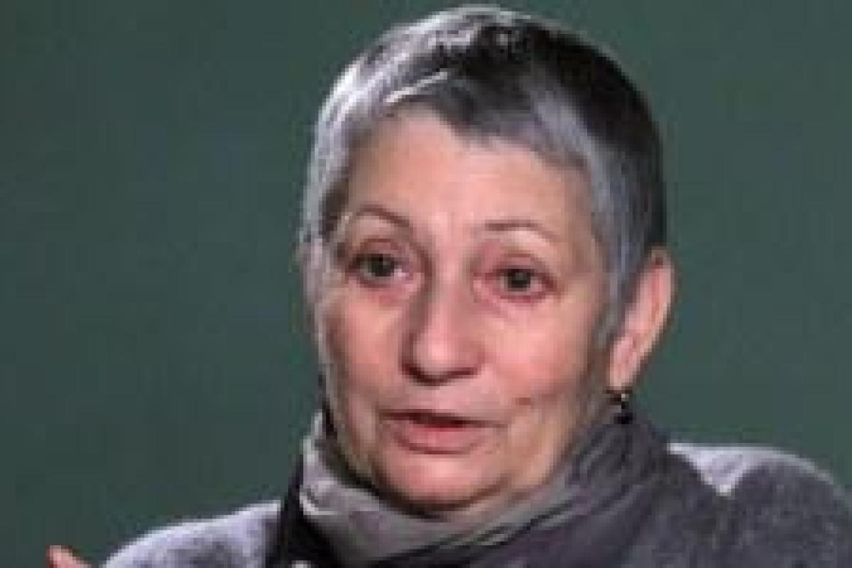 Писательница Людмила Улицкая заявила, что в России побит "мировой рекорд по лжи" Писательница Людмила Улицкая заявила, что в России побит "мировой рекорд по лжи"
