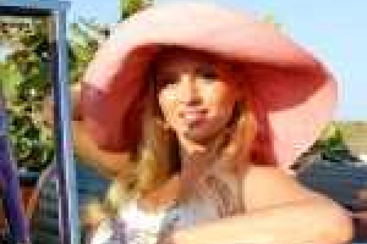 Анна Семенович собирается замуж Анна Семенович собирается замуж