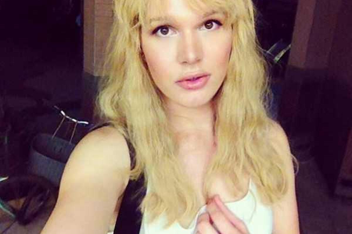 Борис Апрель побывал в церкви в Киеве Борис Апрель побывал в церкви в Киеве