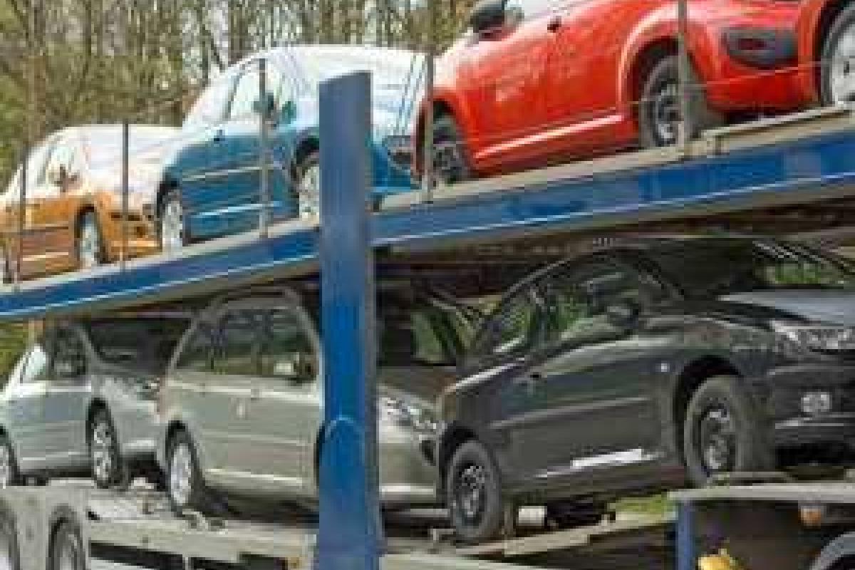 Угнанные в Донбассе авто переправляют в РФ, - автодилеры 