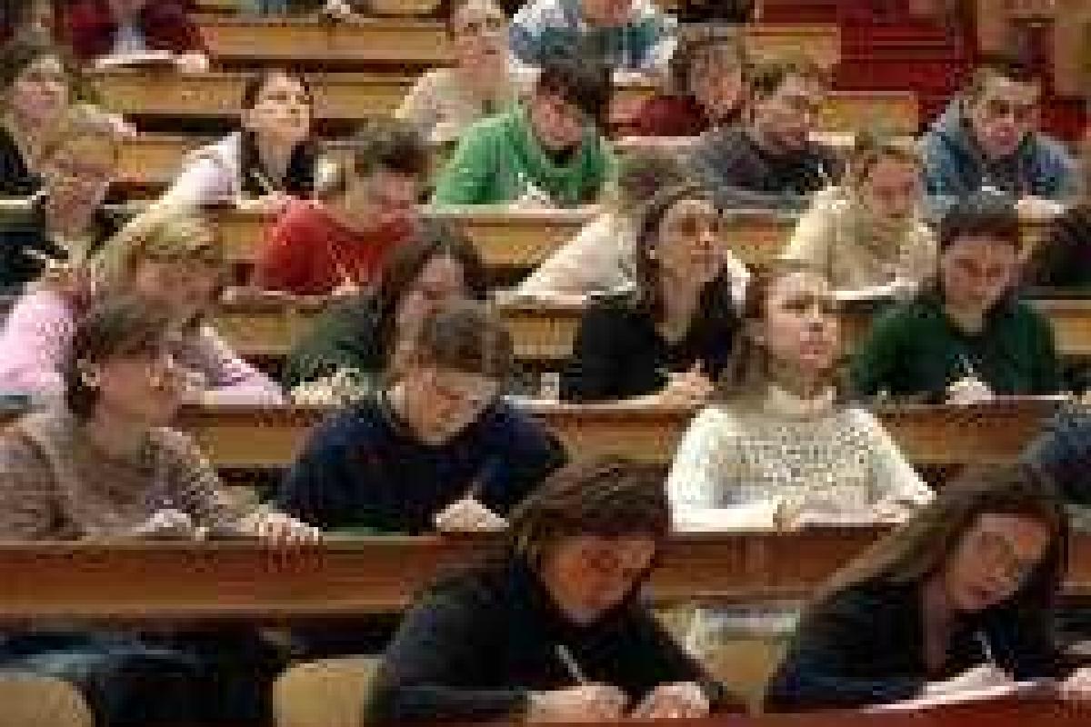Для студентов учебный год начнется с 1 октября - ДонОГА Для студентов учебный год начнется с 1 октября - ДонОГА