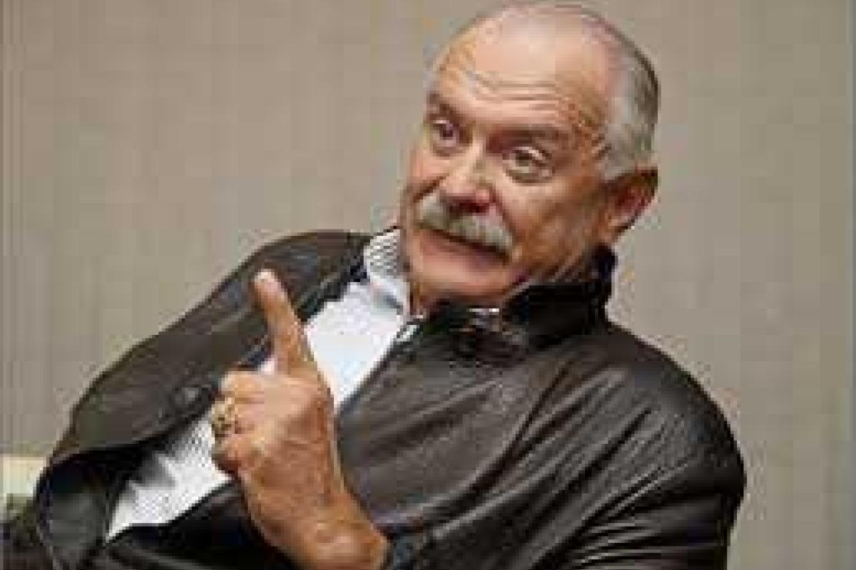 Рыбчинский назвал Михалкова "странным клоуном" Рыбчинский назвал Михалкова "странным клоуном"