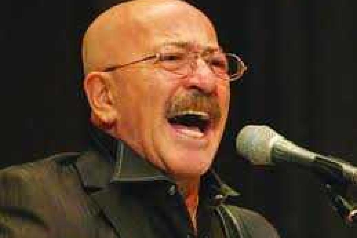 Розенбаум готов поехать с концертом в "Новороссию"