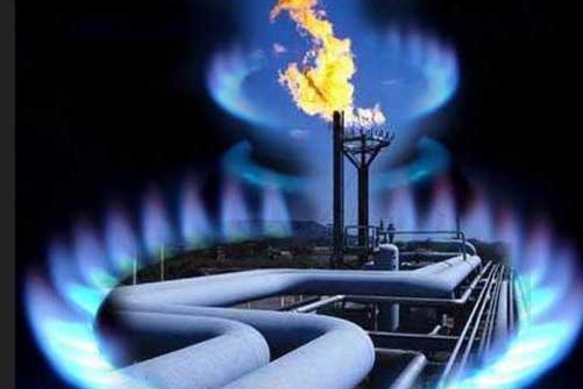 Яценюк обещает, что украинцы зимой не замерзнут Яценюк обещает, что украинцы зимой не замерзнут