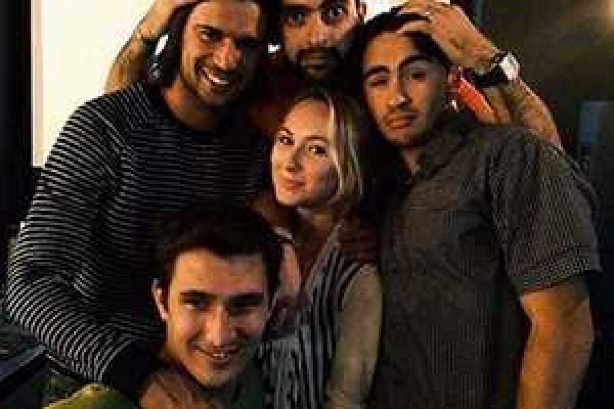 Участники проекта «Герої&Коханці» подрались во время просмотра премьеры шоу Участники проекта «Герої&Коханці» подрались во время просмотра премьеры шоу