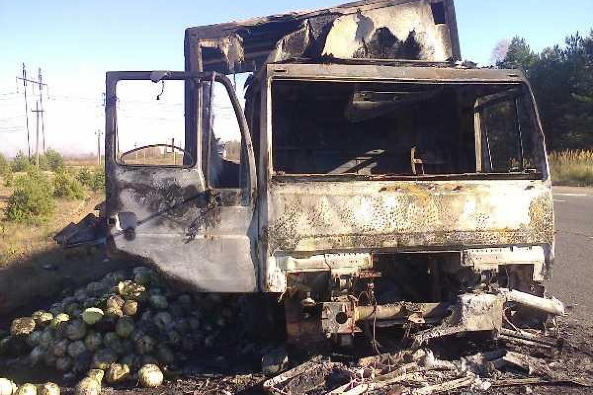 На международной трассе в Ровенской области сгорел грузовик "MAN" и 8 тонн овощей На международной трассе в Ровенской области сгорел грузовик "MAN" и 8 тонн овощей