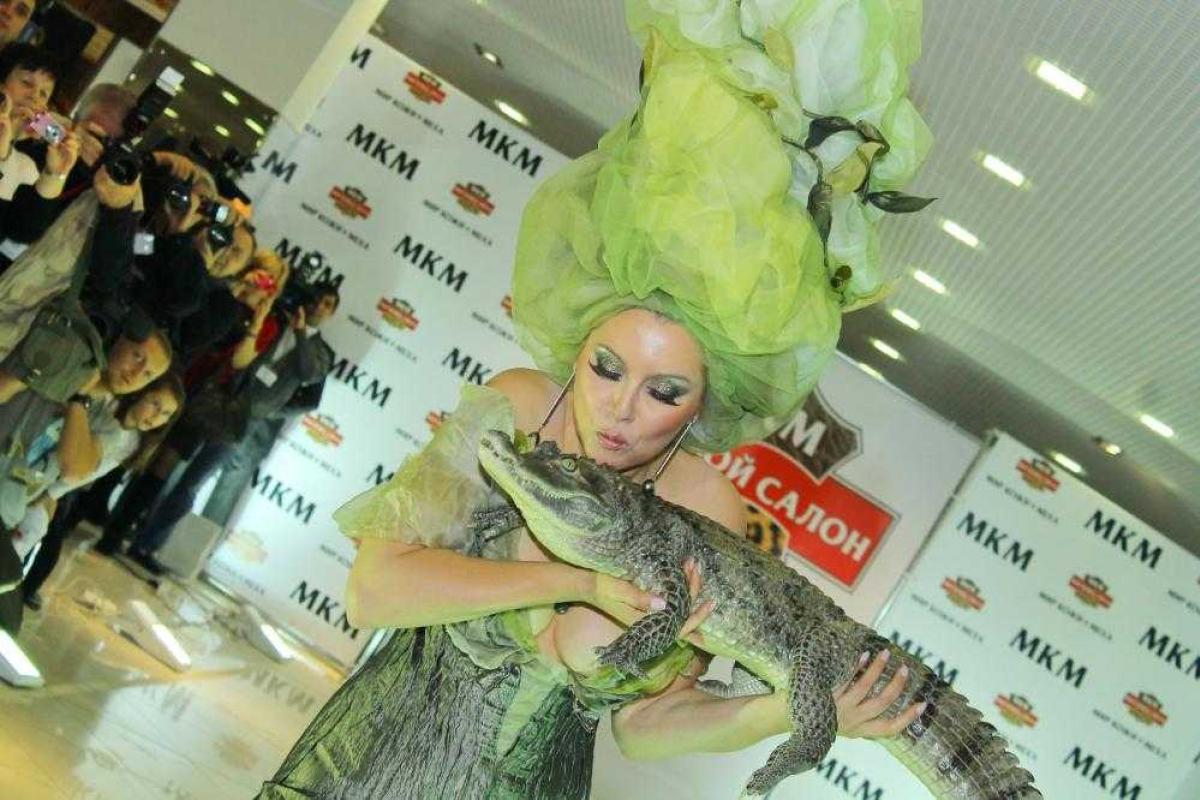 Звезды назвали Ленину гением пиара Звезды назвали Ленину гением пиара