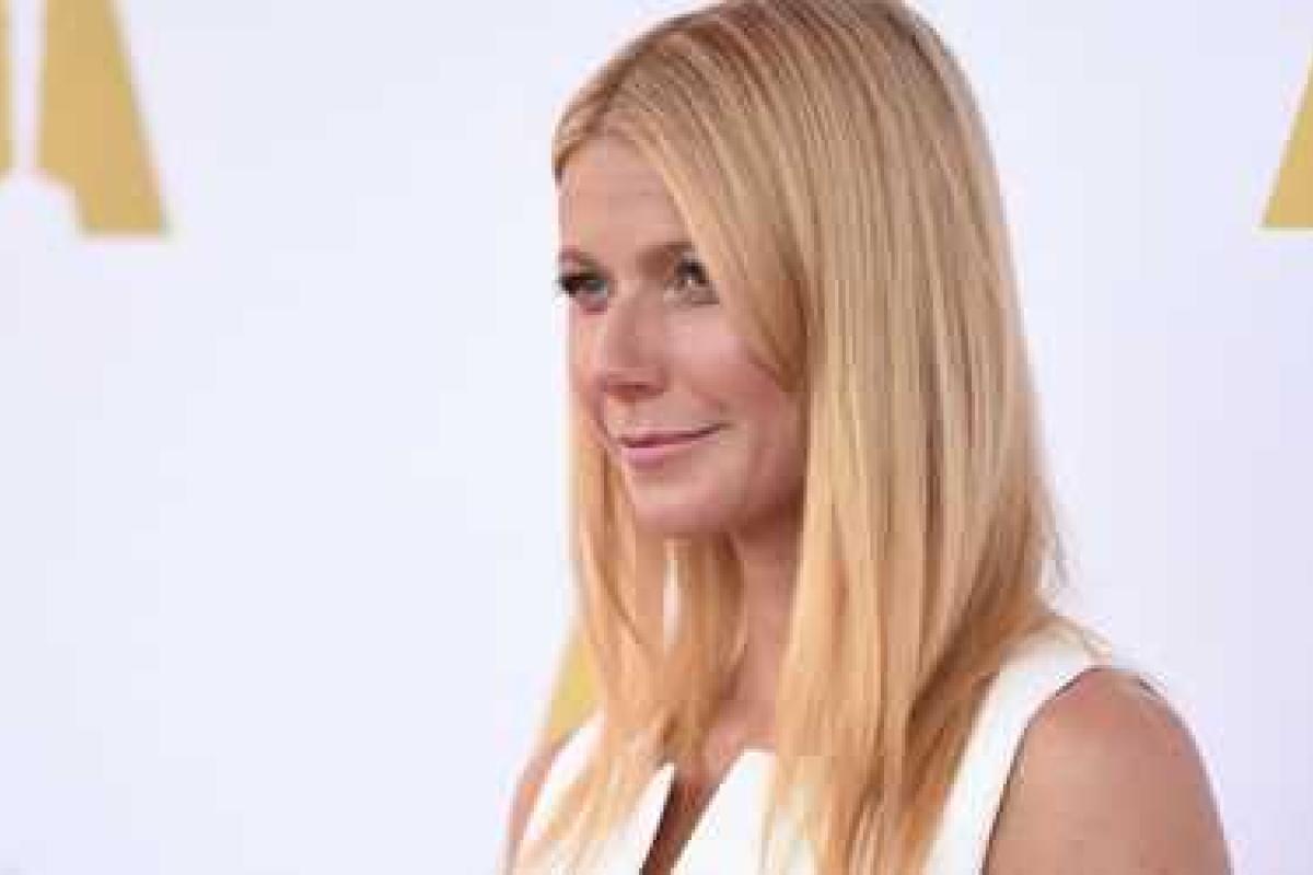 Гвинет Пэлтроу потеряла дар речи, увидев красивого Обаму Гвинет Пэлтроу потеряла дар речи, увидев красивого Обаму