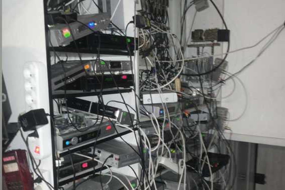 На Львовщине милиционеры разоблачили "телевизионных пиратов"