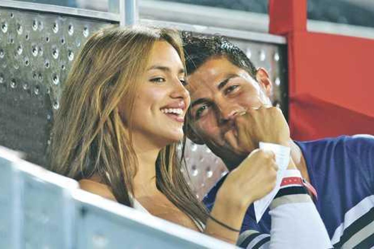 Невеста Криштиану Роналду признана женщиной года в России Невеста Криштиану Роналду признана женщиной года в России