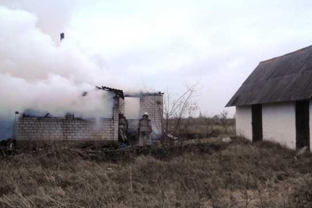 В результате пожара на Житомирщине погиб хозяин дома В результате пожара на Житомирщине погиб хозяин дома
