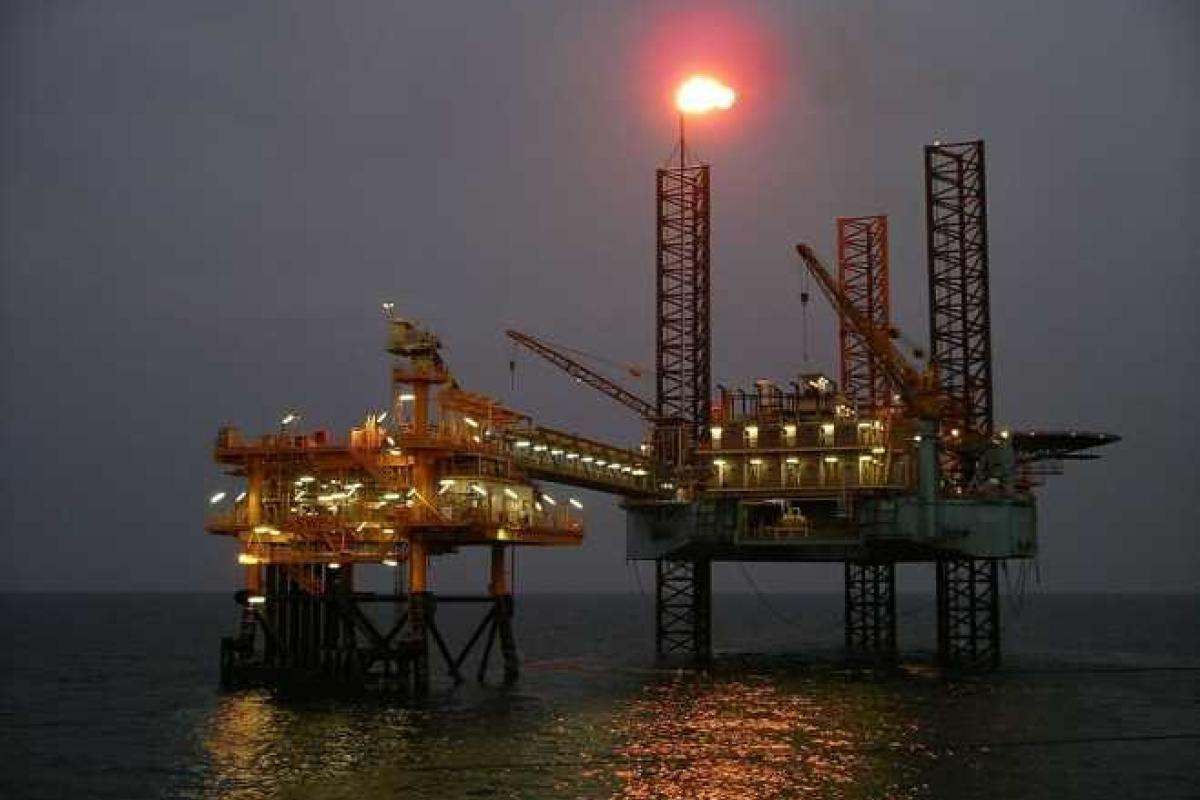 Страны ОПЕК не будут сокращать добычу нефти Страны ОПЕК не будут сокращать добычу нефти
