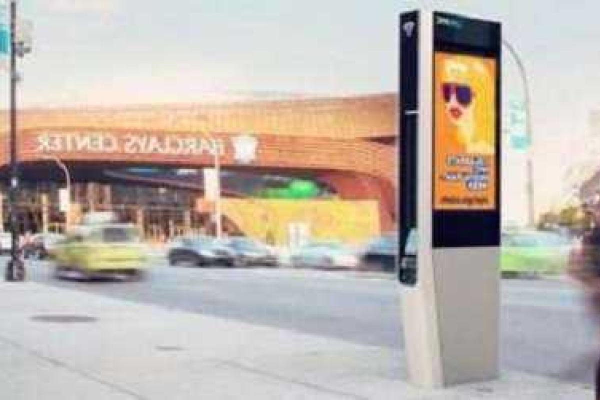 В Нью-Йорке вместо таксофонов установят тумбы с бесплатным Wi-Fi В Нью-Йорке вместо таксофонов установят тумбы с бесплатным Wi-Fi